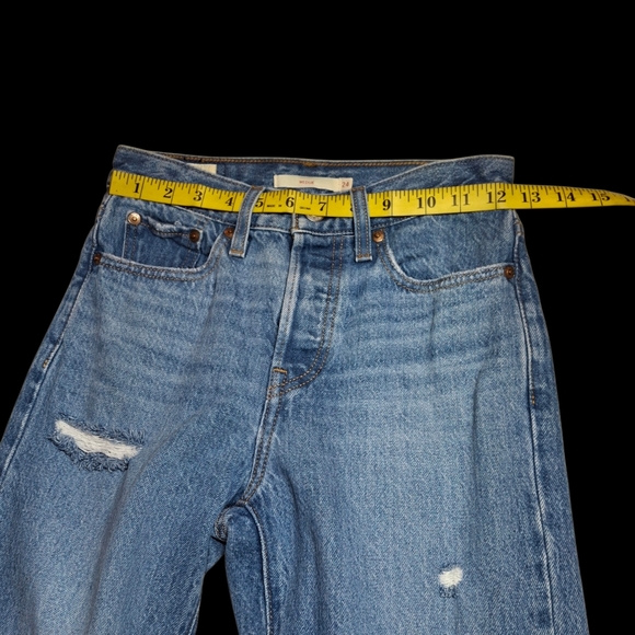 Levi's Wedgie Blue Denim Straight Tapered Leg Distressed Jeans Women Size 24 - Picture 11 of 16